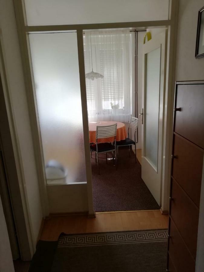 Apartment Poljak Загреб Екстериор снимка