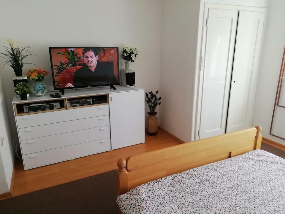Apartment Poljak Загреб Екстериор снимка